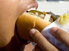 comer demasiado rapido