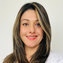 Dra Stefany Duque